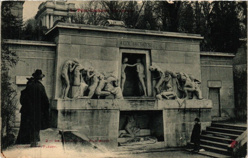 Carte postale ancienne Le Père-Lachaise - Le Monument aux Morts à Paris 20e