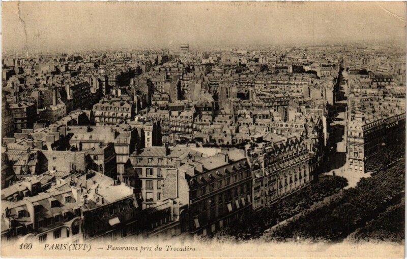 Carte postale ancienne Panorama pris du Trocadéro à Paris 16e