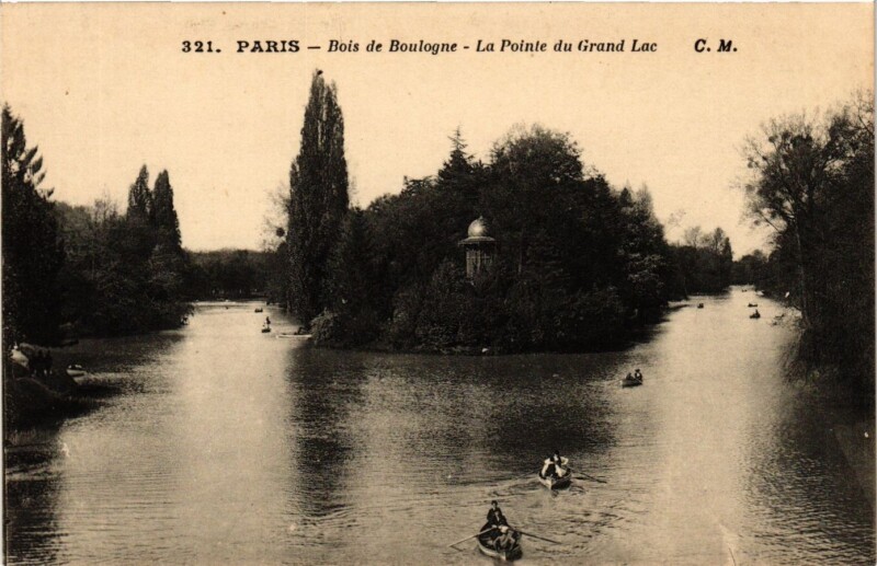 Carte postale ancienne Bois de Boulogne - La Pointe du Grand Lac à Paris 16e