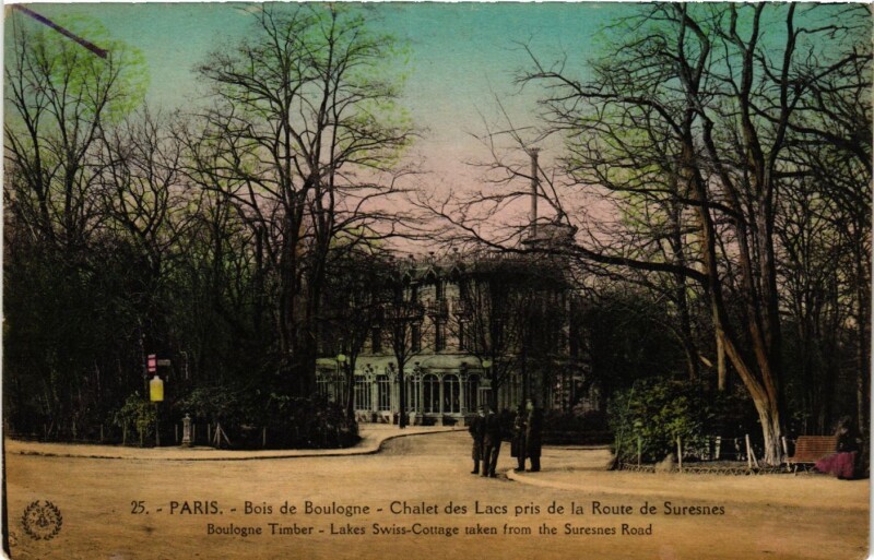 Carte postale ancienne Bois de Boulogne - Chalet des Lacs pris de la Route de Suresnes à Paris 16e