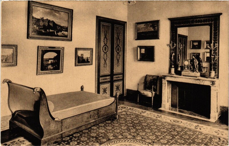 Carte postale ancienne Paris 16e-Vue d'ensemble de la Salle Xvii-Chambre Premier Empire à Paris 16e