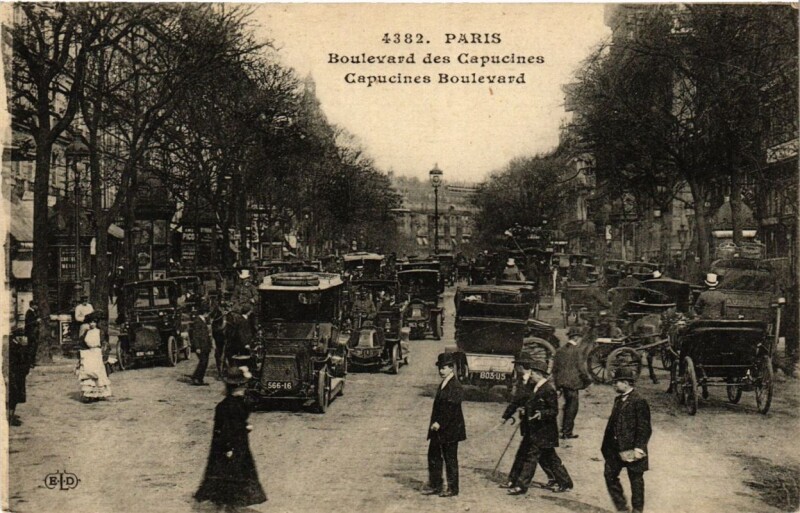 Carte postale ancienne Paris 9e - Boulevard des Capucines à Paris 9e