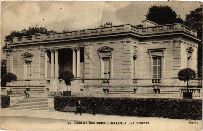 Carte postale ancienne Bois de Boulogne - Bagatelle - Le Trianon à Paris