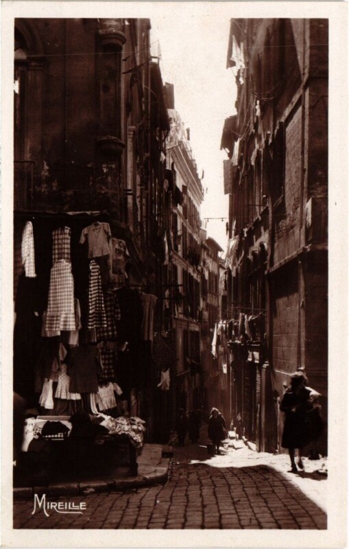 Carte postale ancienne Marseille Rue de la Reynarde à Marseille