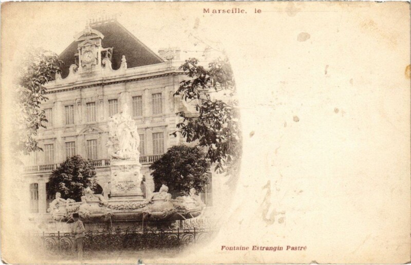 Carte postale ancienne Marseille La Fontaine Estrangin Pastre à Marseille