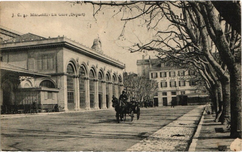 Carte postale ancienne Marseille La Gare (Depart) à Marseille