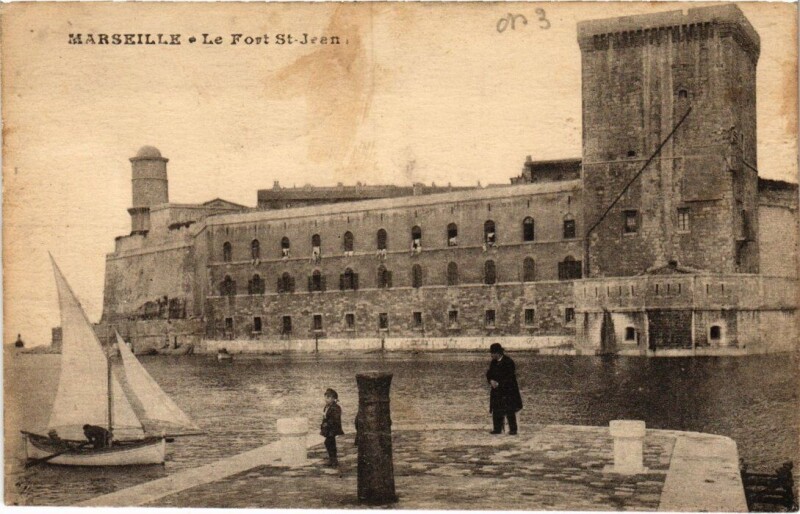 Carte postale ancienne Marseille Le Fort Saint-Jean à Marseille