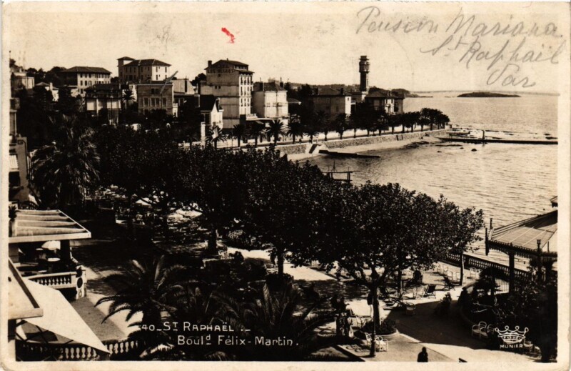 Carte postale ancienne Var Saint-Raphael Boulevard Félix-Martin