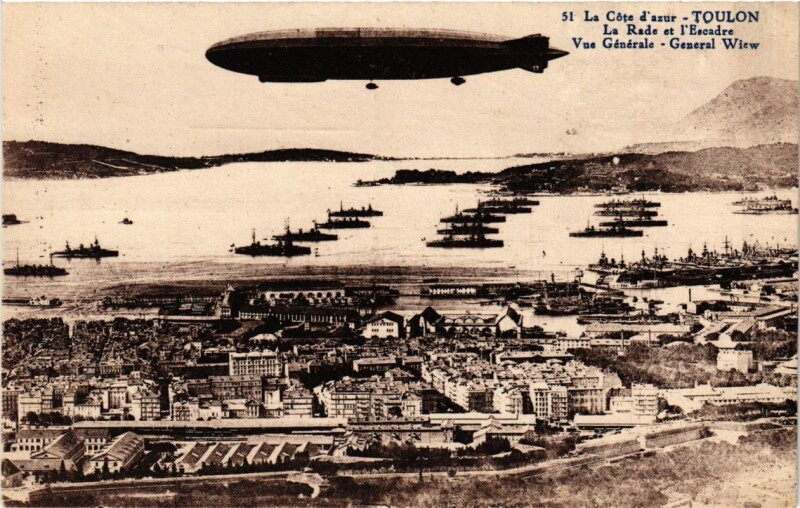 Carte postale ancienne Toulon La Rade et l'Escadre-Vue générale à Toulon