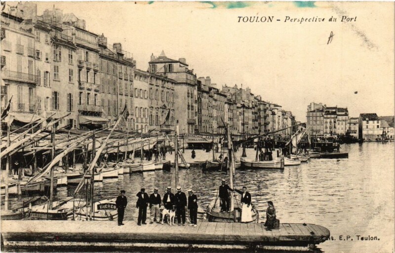 Carte postale ancienne Toulon Perspective du Port à Toulon