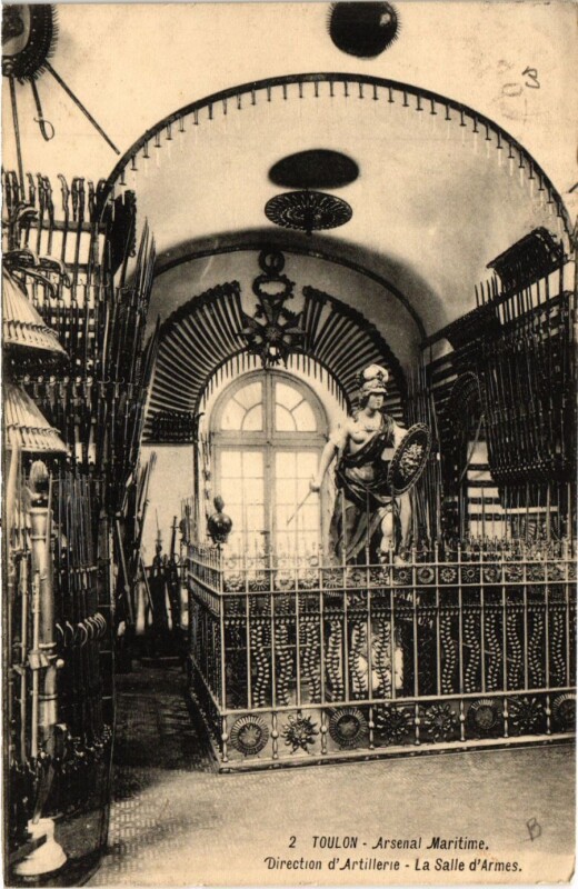 Carte postale ancienne Toulon Arsenal Maritime-La Salle d'Armes à Toulon