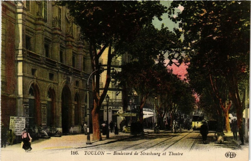Carte postale ancienne Toulon Boulevard de Strasbourg et Theatre à Toulon