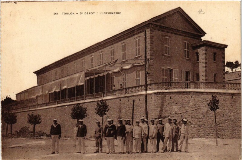 Carte postale ancienne Toulon L'Infirmerie à Toulon