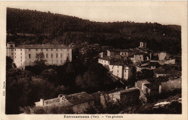 Carte postale ancienne Entrecasteaux - Vue générale à Entrecasteaux
