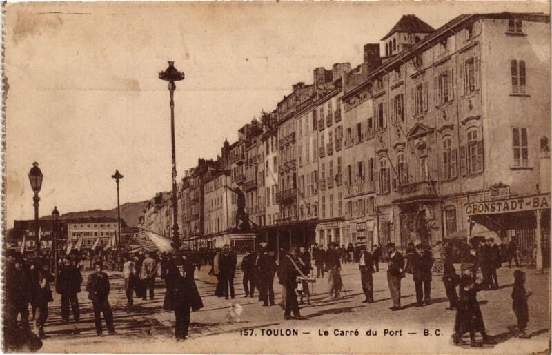 Carte postale ancienne Toulon - Le Carre du Port à Toulon