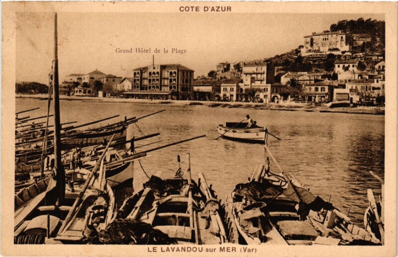 Carte postale ancienne Le Lavandou-sur-Mer - Cote-d'Azur au Lavandou