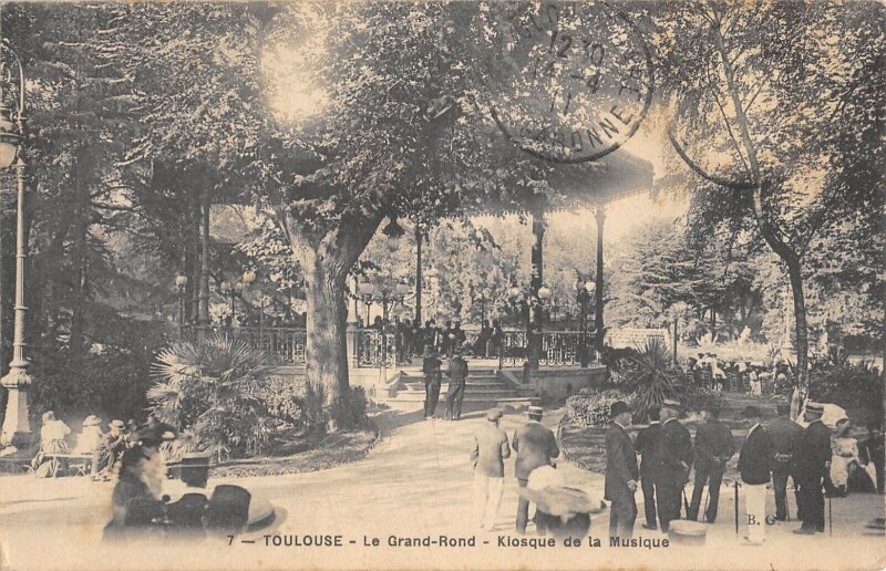 Carte postale ancienne Toulouse - Le Grand Rond - Kiosque De La Musique à Toulouse