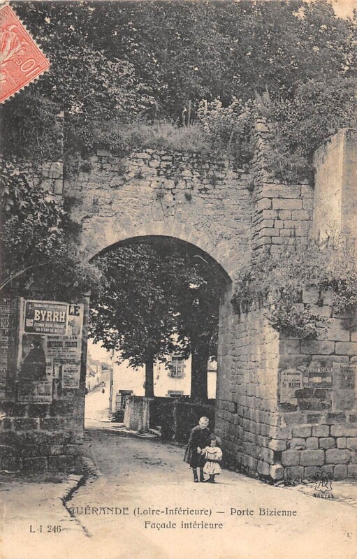 Carte postale ancienne Guerande - Porte Bizienne à Guérande