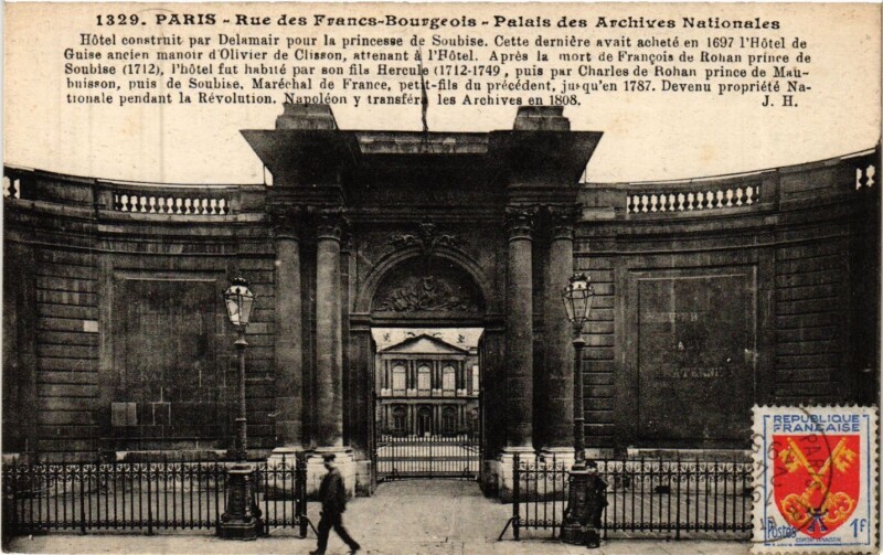 Carte postale ancienne Paris 3e Paris-Rue des Francs Bourgeois, Palais des Archives Nat. à Paris 3e