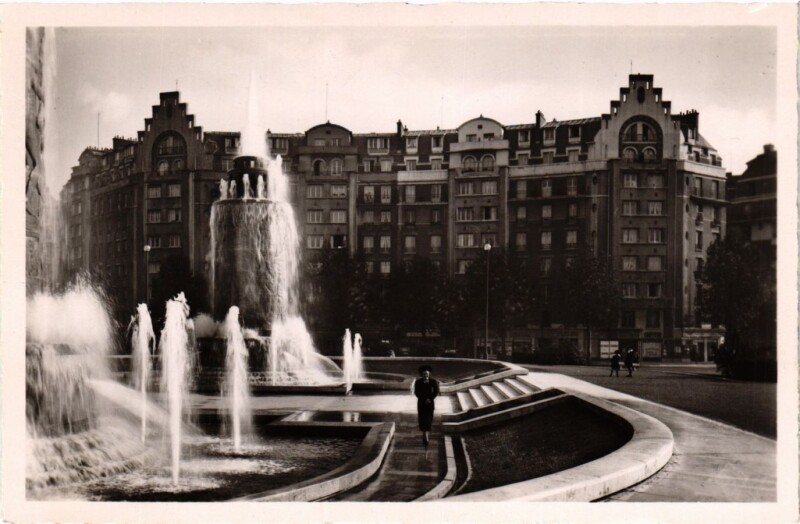 Carte postale ancienne Porte Saint-Cloud - Les Fontaines à Paris 16e