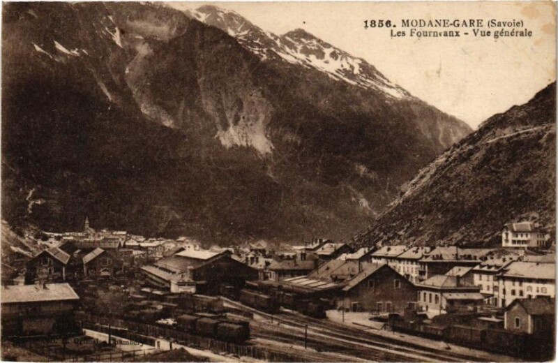 Carte postale ancienne Modane - Gare - Les Fourneanx Vue générale à Modane