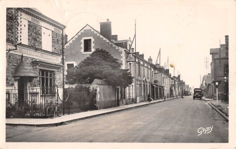 Carte postale ancienne Saint Mars La Jaille - La Poste