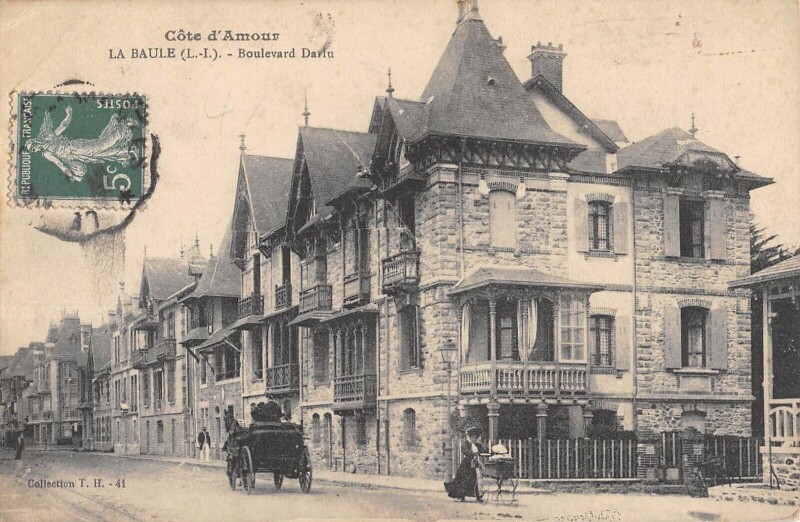 Carte postale ancienne La Baule - Boulevard Darlu