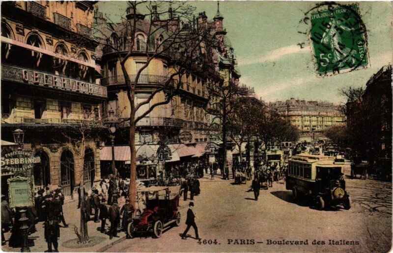 Carte postale ancienne Paris 9e - Boulevard des Italiens à Paris 9e