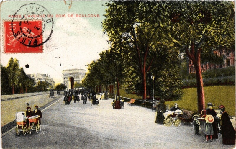Carte postale ancienne L'Avenue du Bois de Boulogne à Paris 16e