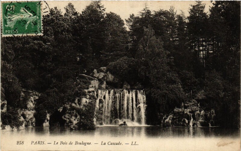Carte postale ancienne Le Bois de Boulogne - La Cascade à Paris 16e
