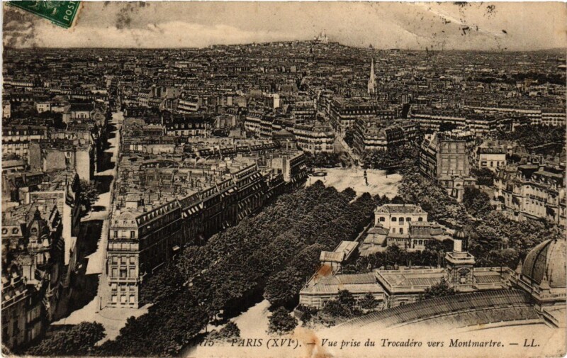 Carte postale ancienne Vue prise du Trocadéro vers Montmartre à Paris 16e