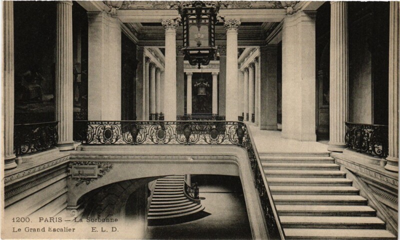 Carte postale ancienne Paris 5e-La Sorbonne-Le Grand Escalier à Paris 5e
