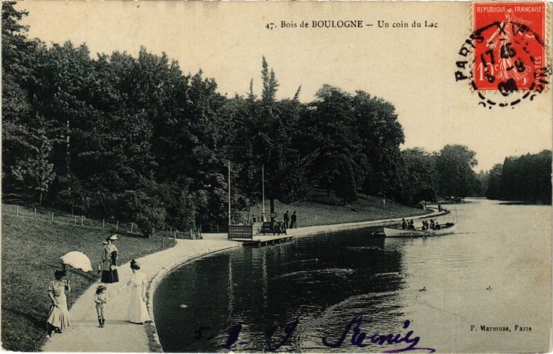 Carte postale ancienne Bois de Boulogne - Un coin du Lac à Paris