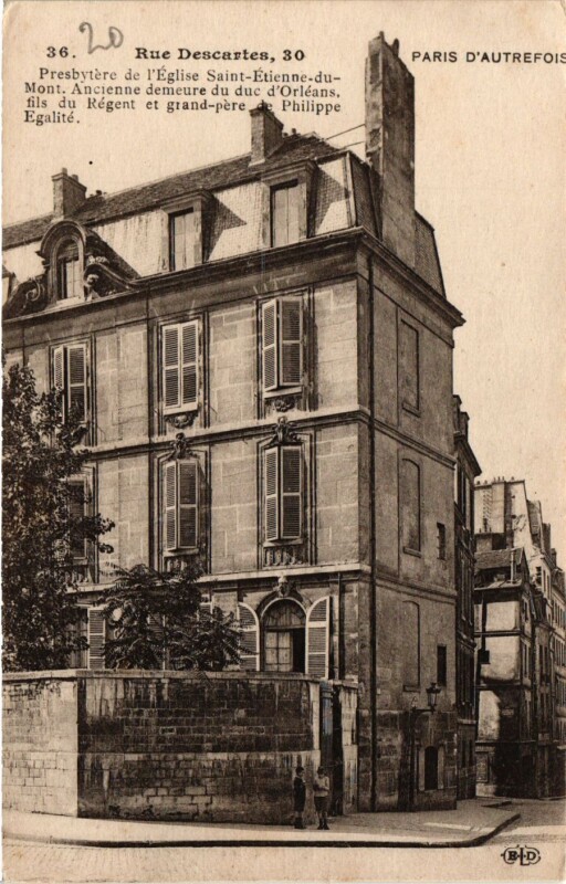 Carte postale ancienne Paris 5e Rue Descartes Presbytére de Eglise Saint Etienne du Mont à Paris 5e