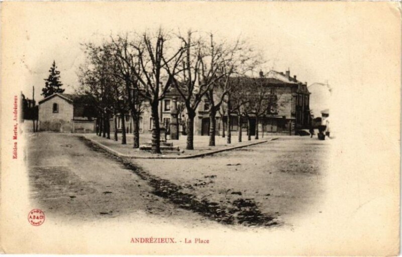 Carte postale ancienne Andrezieux - La Place