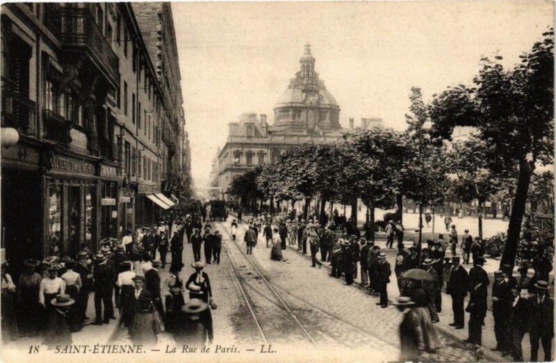 Carte postale ancienne Saint-Etienne-La Rue de Paris