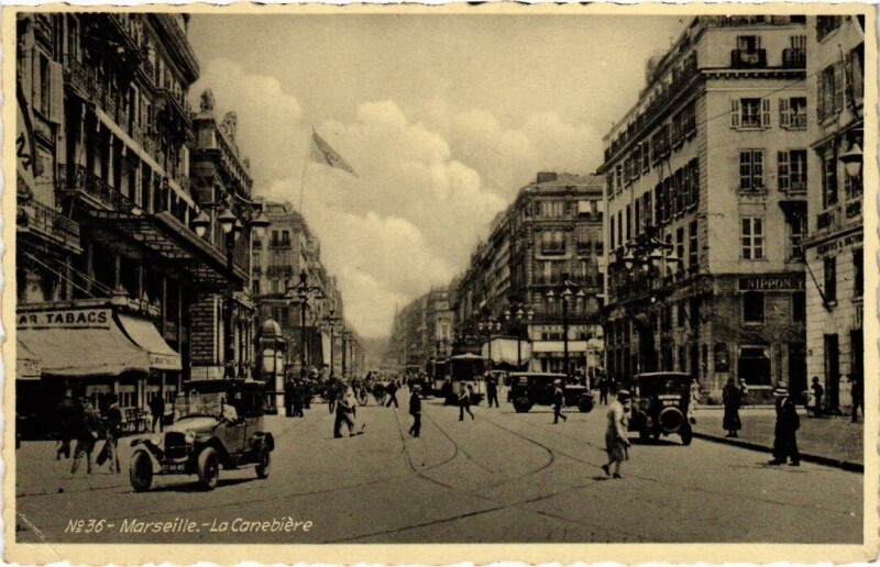 Carte postale ancienne Marseille - La Canebiere à Marseille