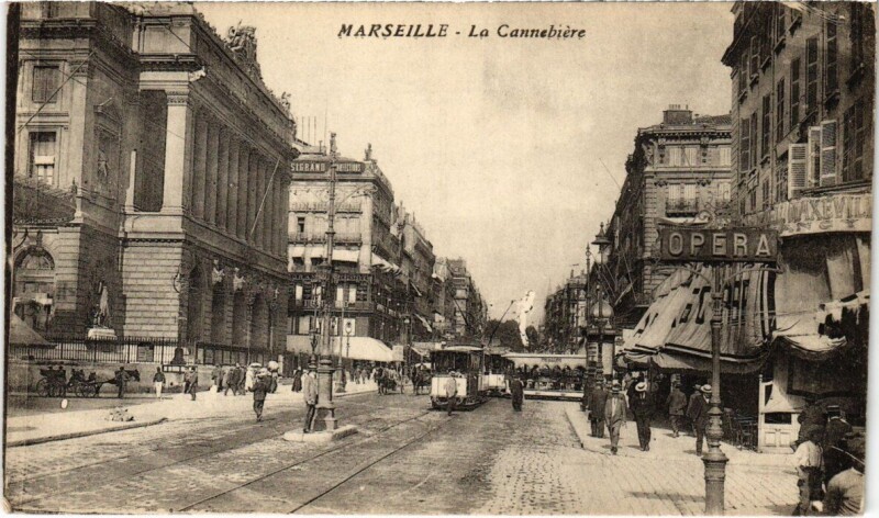 Carte postale ancienne Marseille La Cannebiere à Marseille