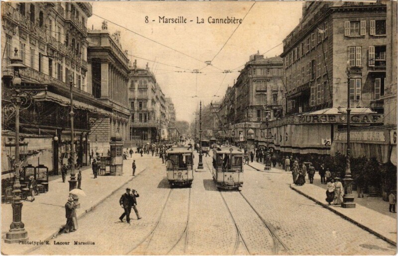 Carte postale ancienne Marseille La Cannebiere à Marseille