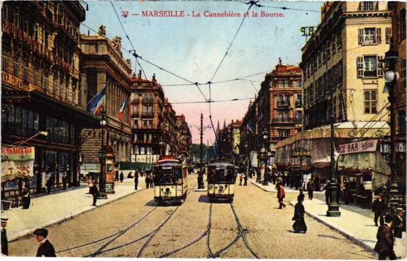 Carte postale ancienne Marseille La Cannebiere et la Bourse à Marseille