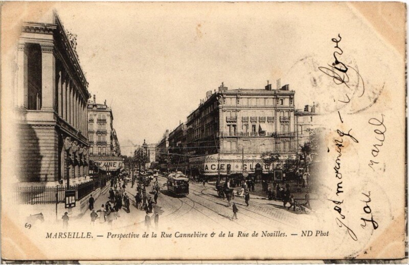 Carte postale ancienne Marseille La Rue Noailles à Marseille