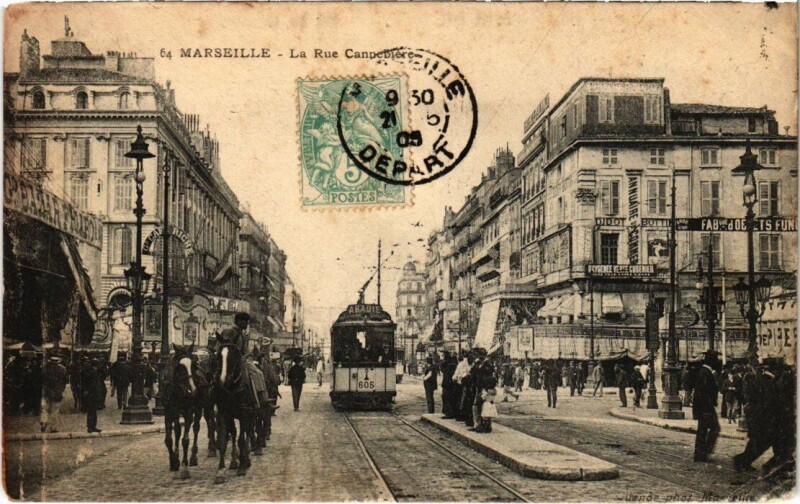 Carte postale ancienne Marseille La Rue Cannebiere à Marseille