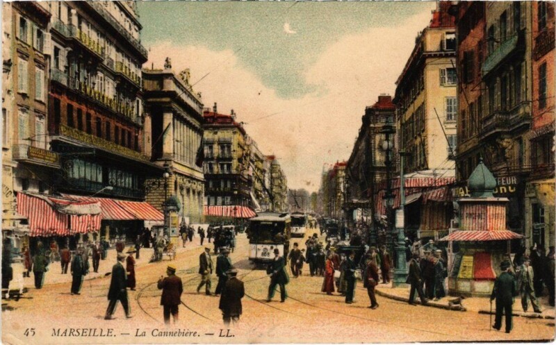Carte postale ancienne Marseille La Cannebiere à Marseille
