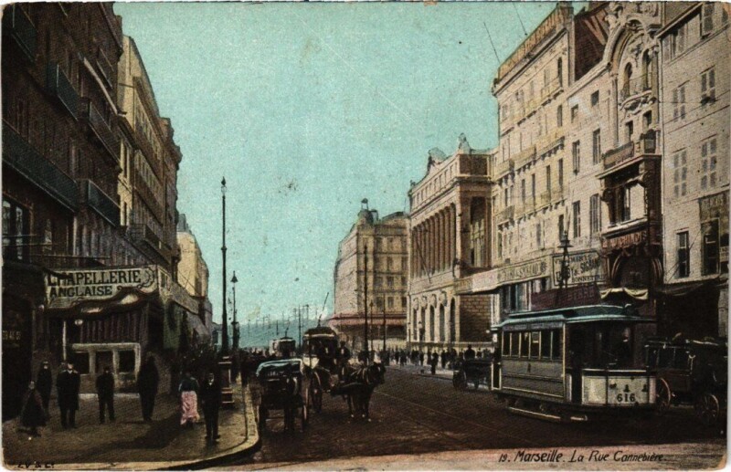 Carte postale ancienne Marseille La Rue Cannebiere à Marseille