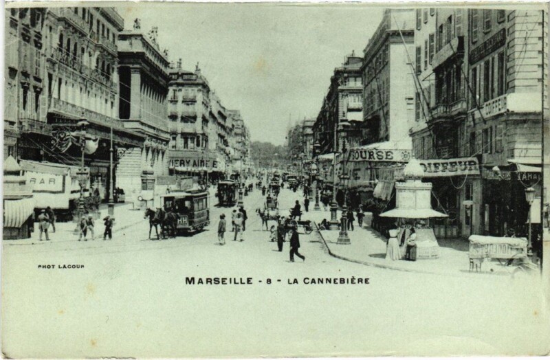 Carte postale ancienne Marseille La Cannebiere à Marseille