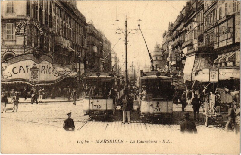 Carte postale ancienne Marseille La Cannebiere à Marseille