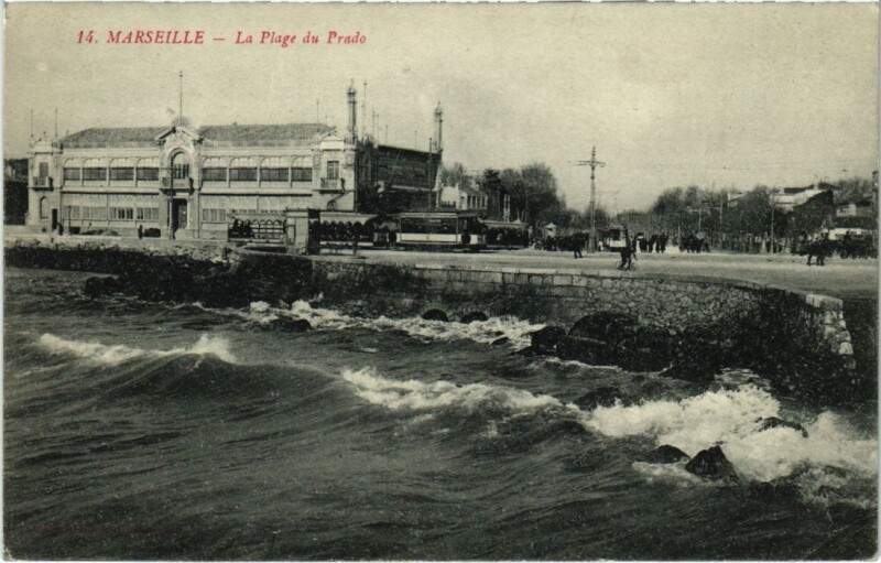 Carte postale ancienne Marseille La Plage du Prado à Marseille