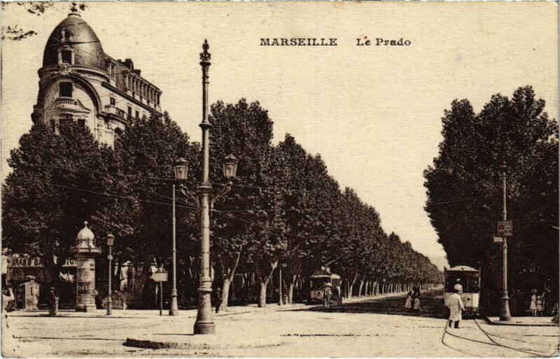 Carte postale ancienne Marseille Le Prado à Marseille