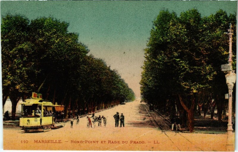 Carte postale ancienne Marseille Rond-Point et Rade du Prado à Marseille