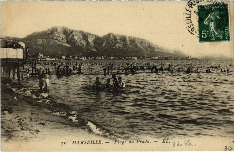 Carte postale ancienne Marseille Plage du Prado à Marseille